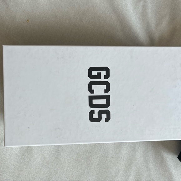 Never worn GCDS sandals, Rubber, size 9 US - Picture 5 of 7